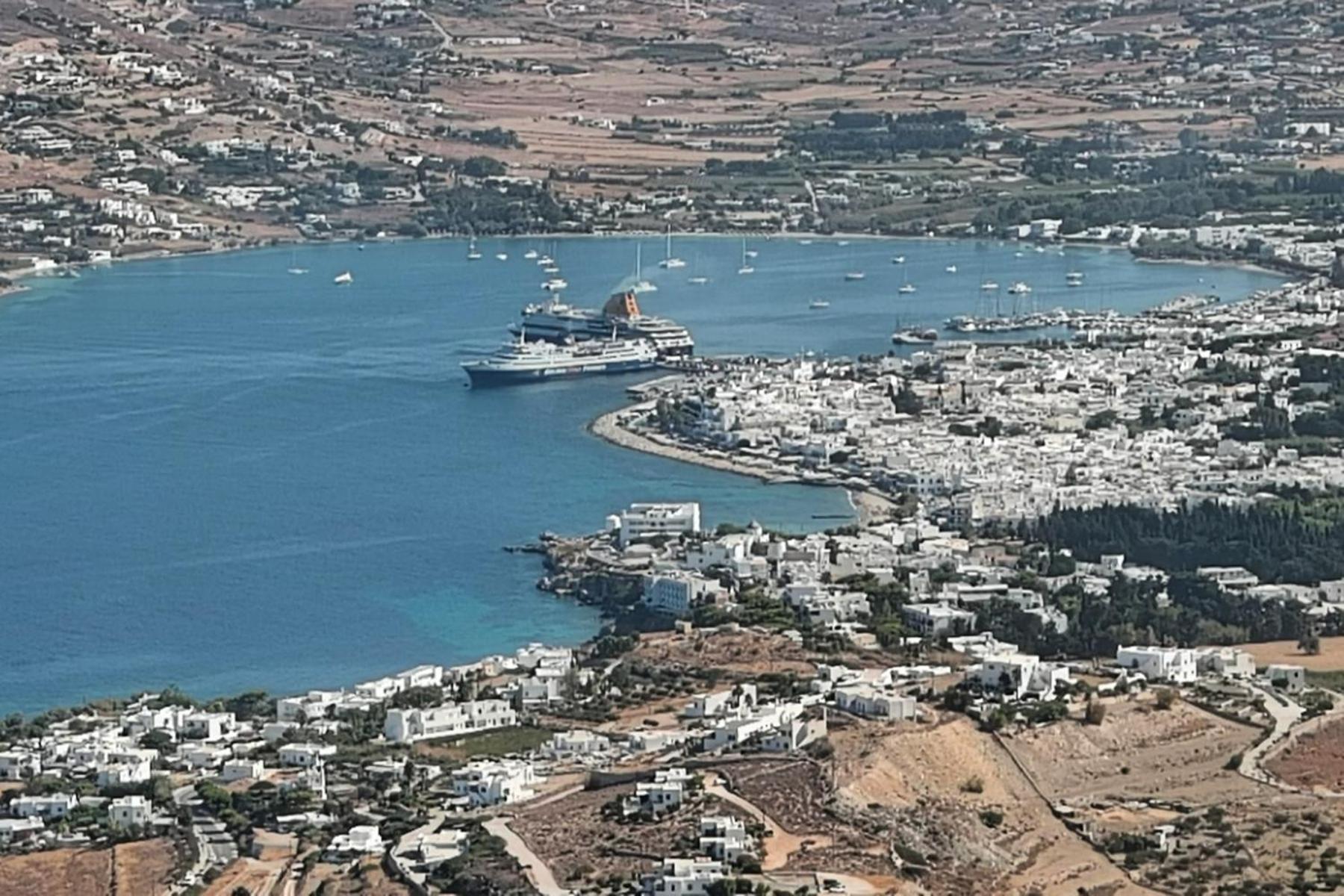 Peters Place - Paros Resort Parasporos ภายนอก รูปภาพ