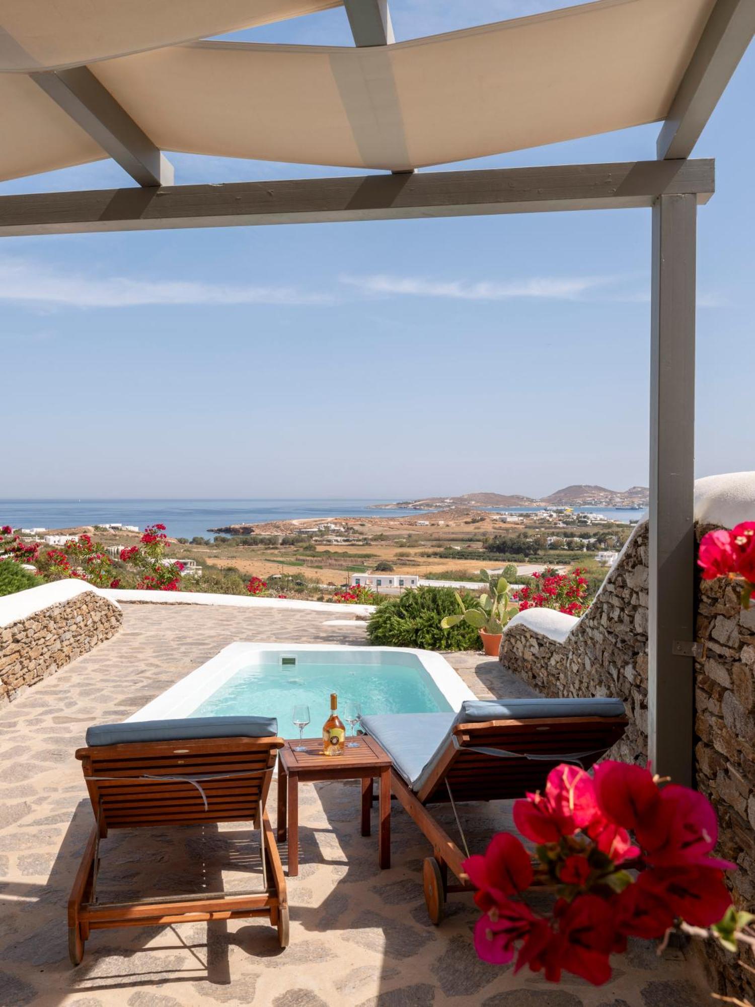Peters Place - Paros Resort Parasporos ภายนอก รูปภาพ