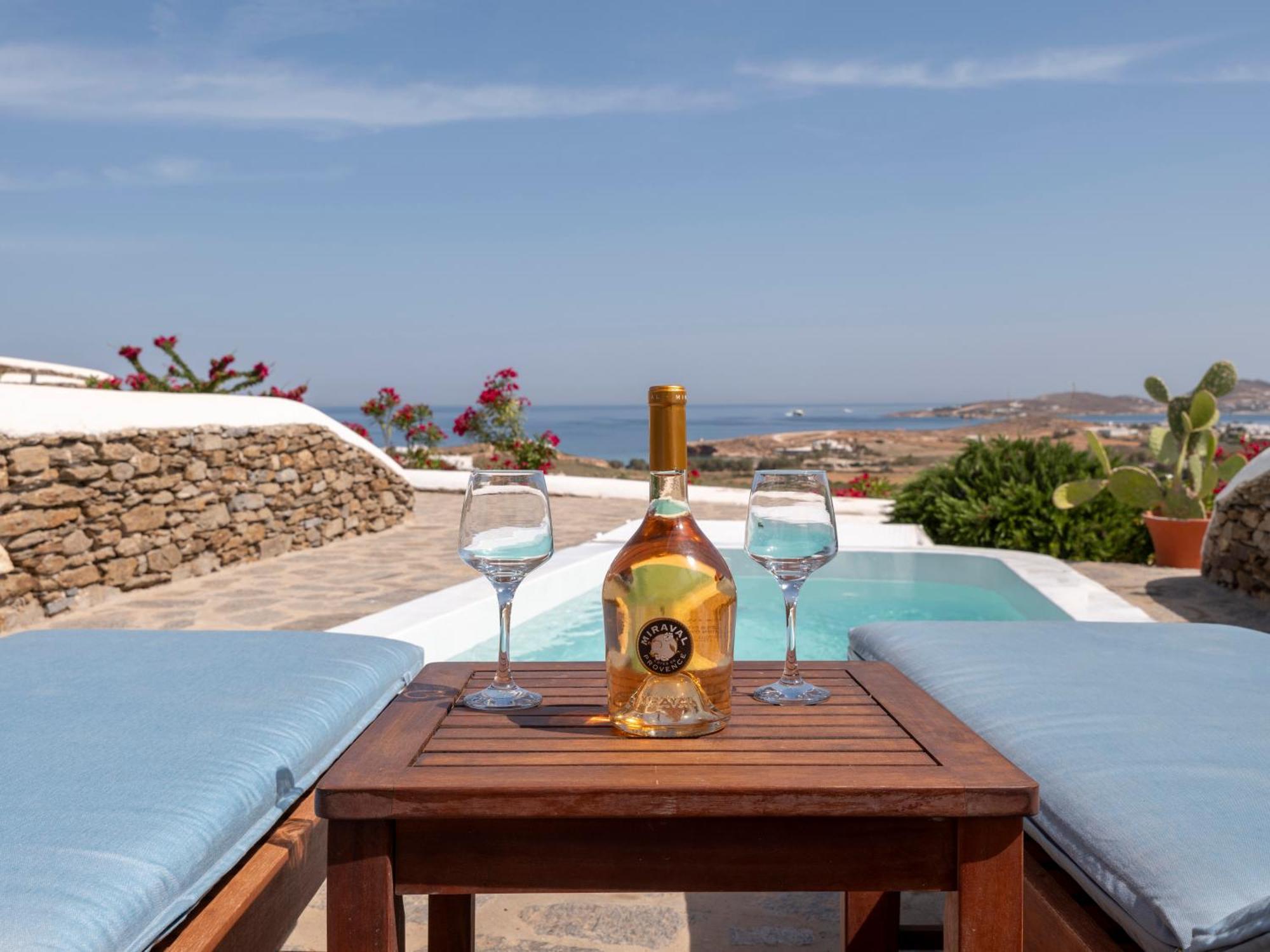 Peters Place - Paros Resort Parasporos ภายนอก รูปภาพ